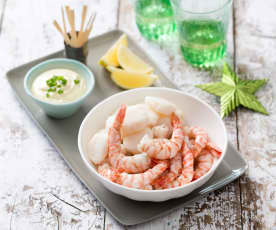 Steamed prawns or scallops