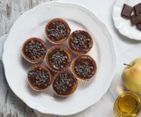 Muffin al Calvados, mele e cioccolato