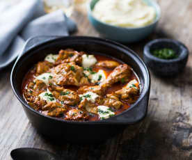 Paprika chicken with sour cream sauce