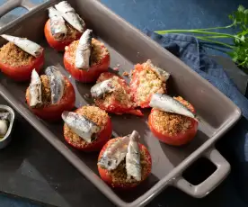Tomates rellenos con sardinillas
