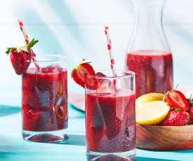 Skinny Strawberry Acai Lemonade