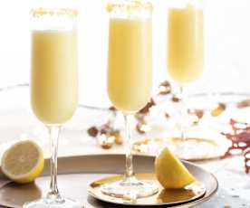 Cóctel de cava y piña