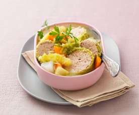 Soupe au chou et aux petits farcis