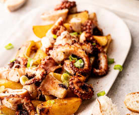 Gegrilde octopus met aardappelen