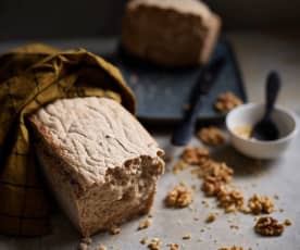 Pão de farinha de castanha e noz sem glúten