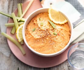 Baby-friendly Roasted Red Pepper Houmous