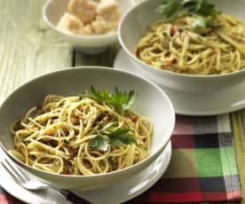Garlic, Olive Oil and Chilli Spaghetti