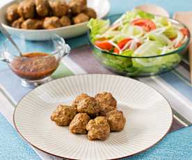 Kotlety z jagnięciny z chimichurri i sałatką