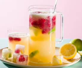 Mocktail de lima-limón y frambuesas