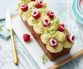 Frambozen-pistache cake