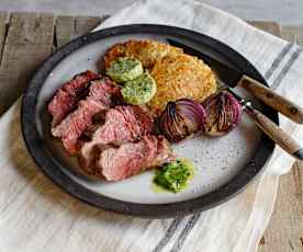Steaks mit Würzbutter, Erdäpfelrösti und Zwiebeln