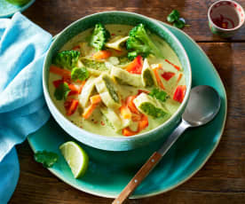 Curry-Gemüse-Maultaschen-Suppe