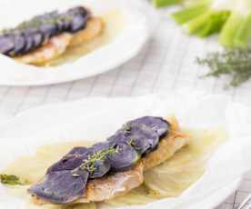 Scorfano al cartoccio con patate viola