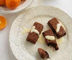 Marquise de chocolate com molho de laranja