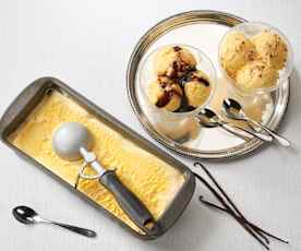 Smetanová vanilková zmrzlina (Gelato alla crema)
