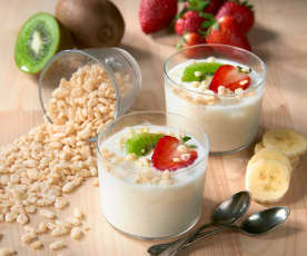 Granita di yogurt con frutta fresca