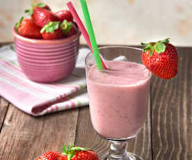 Smoothie bananowo-truskawkowe