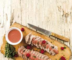 Lombinhos de porco com frutos silvestres