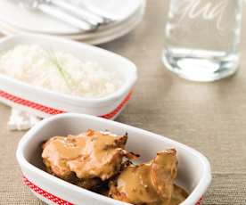 Frango satay com arroz jasmin