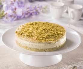 Torta dacquoise al pistacchio