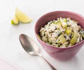 Arroz selvagem com curgete e alho-francês