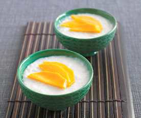 Arroz-doce com leite de coco e manga