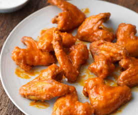 Hot Wings with Blue Cheese Dip