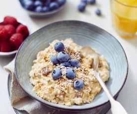Mango-Lassi Overnight Oats