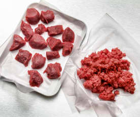 Minced raw meat