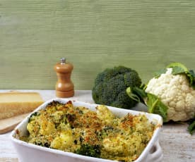 Cauliflower and broccoli gratin