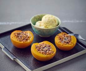 Pesche a cottura lenta gratinate al cioccolato e amaretto