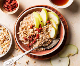 Meyveli Tarçınlı Vegan Porridge