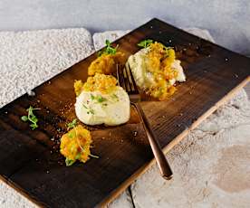 Geräucherter Frischkäse mit Nektarinen-Gurken-Salsa