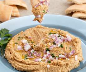 Χούμους με φακές