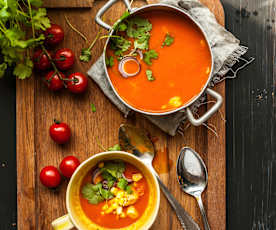 Mexická rajčatová polévka s kuřetem