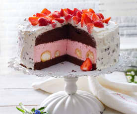 Windbeutel-Erdbeer-Torte
