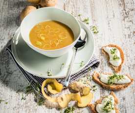 Basensuppe mit Rahmfladen