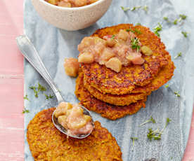 Zoete aardappel pannenkoekjes met rabarber-anijs compote