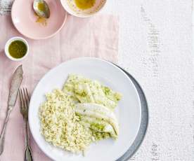 Arroz de coco e lima com filetes de peixe-espada