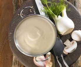 Weiße Grundsauce - helle Basissauce mit weißem Gemüse