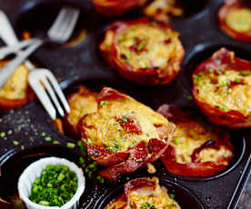 Bieslook en gerookte ham muffins