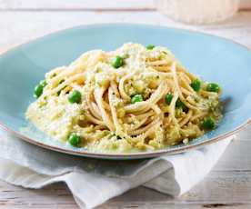 Pasta cremosa con calabacitas