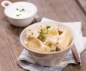 Piroggen mit Kartoffel-Quark-Füllung (Pierogi ruskie)