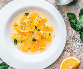 Bouillon sucré, camomille, suprêmes d'orange, vanille, citron et miel