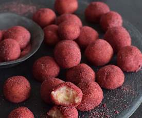 Trufas de chocolate blanco y berries