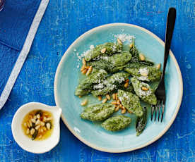 Malfatti mit Salbei, brauner Butter und Käse