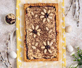 Mazurek na orkiszowym spodzie z kremem orzechowym