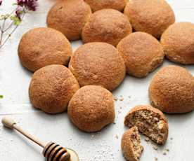 Spelt and Honey Tear and Share Bread