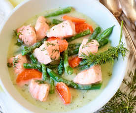 Buttermilch-Lachs-Suppe