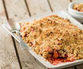 Crumble de maçã e framboesa